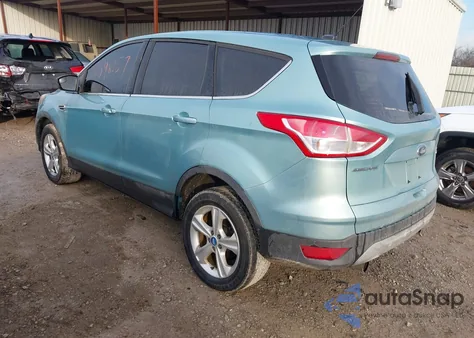 2013 Ford Escape Se z USA, uszkodzony, nr VIN 1FMCU9G9XDUB88563